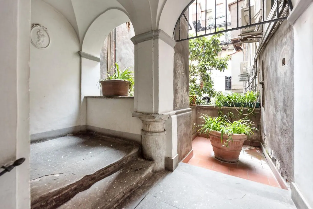Campo De' Fiori Apartment Rome