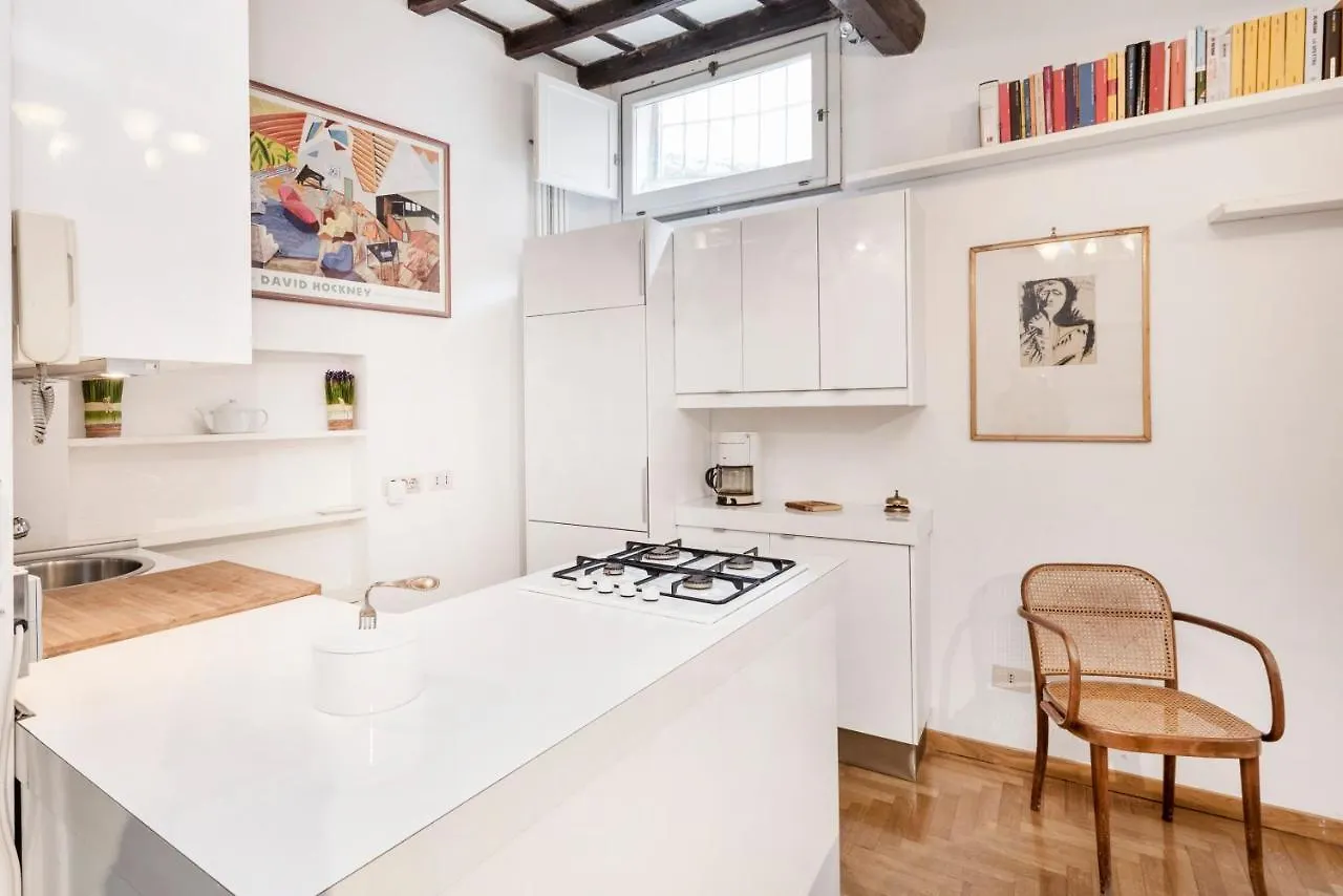 Campo De' Fiori Apartment Rome